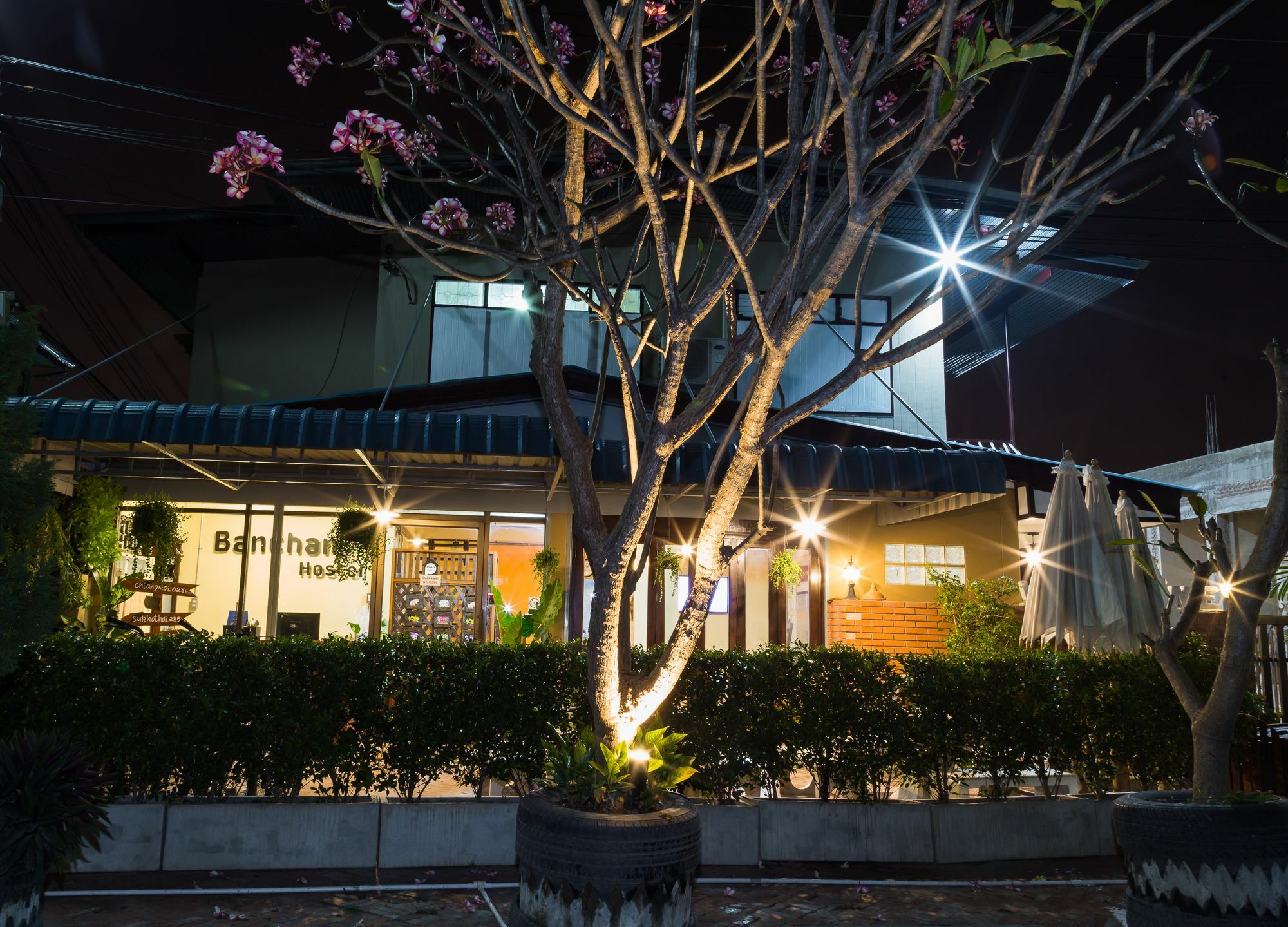 Banchan Hostel Phra Nakhon Si Ayutthaya Zewnętrze zdjęcie